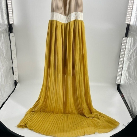 LUCY PARIS NWT Pleated Halter Goldie Maxi Dress Backless Gold Yellow Beige Small - Picture 5 of 16